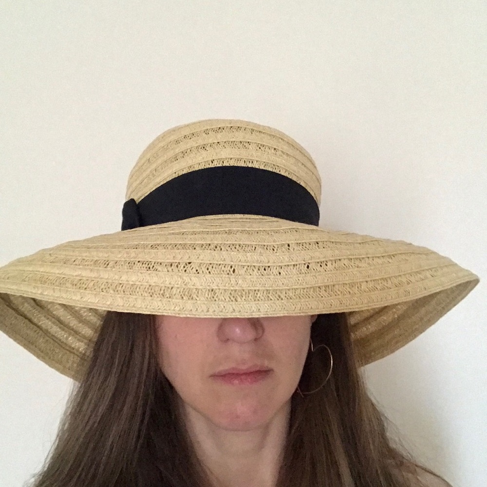 Straw style sun hat - Picture 4 of 4